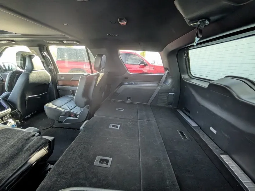 2023 Lincoln Navigator Reserve photo 1