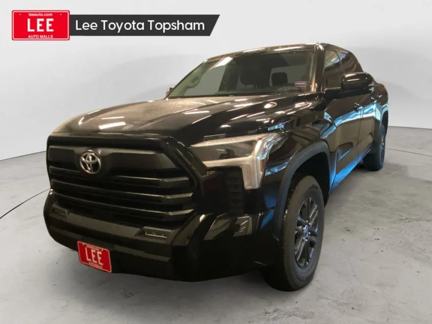 2024 Toyota Tundra SR5 photo 1