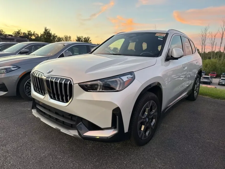 2025 Bmw X1 XDrive28i photo 1