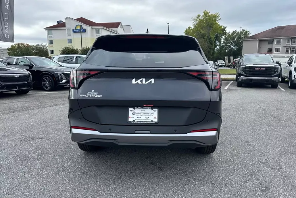 2026 Kia Sportage LX photo 1