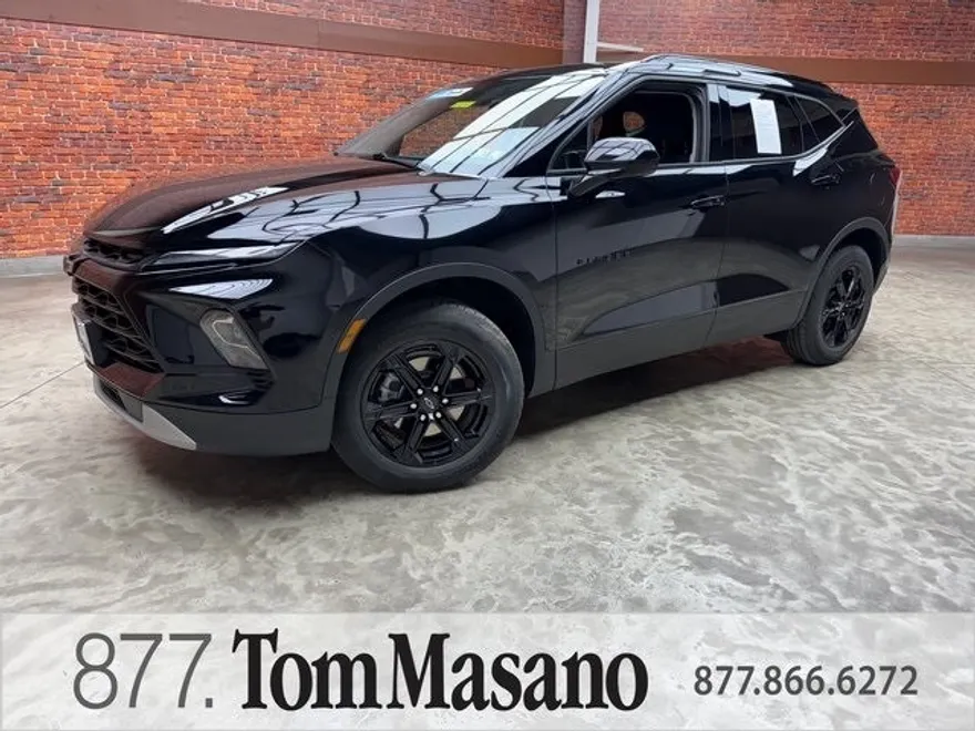 2023 Chevrolet Blazer 2LT photo 1