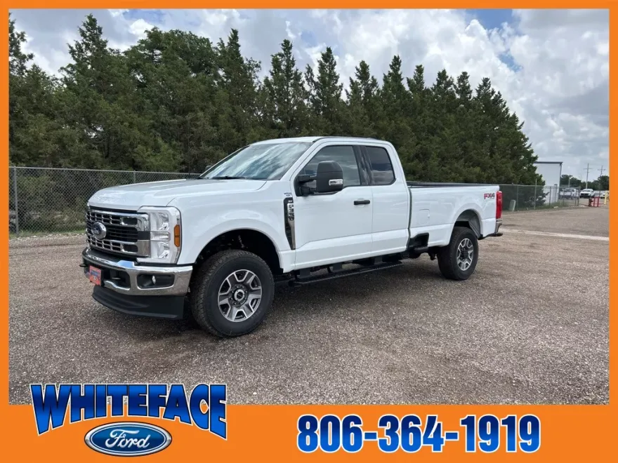 2025 Ford F-350 XLT photo 1