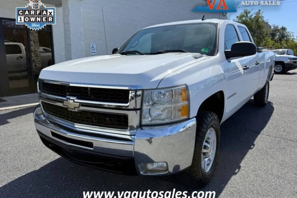 2008 Chevrolet Silverado 2500HD LT1 photo 1