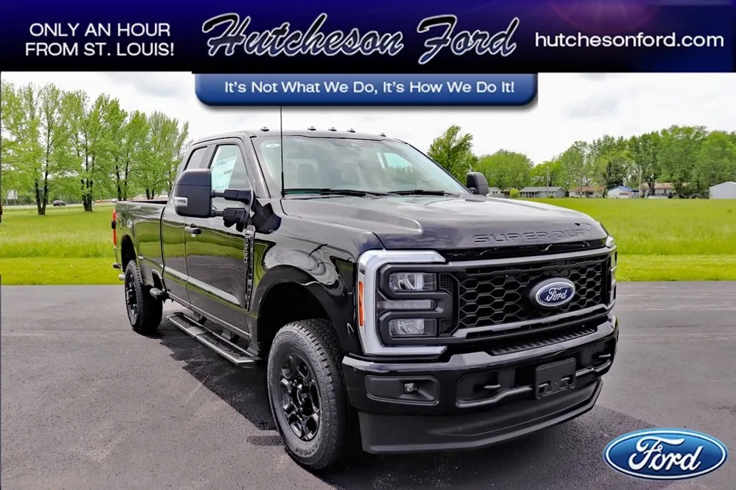 2025 Ford F-350 XL photo 1