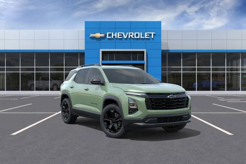 2026 Chevrolet Equinox LT photo 1