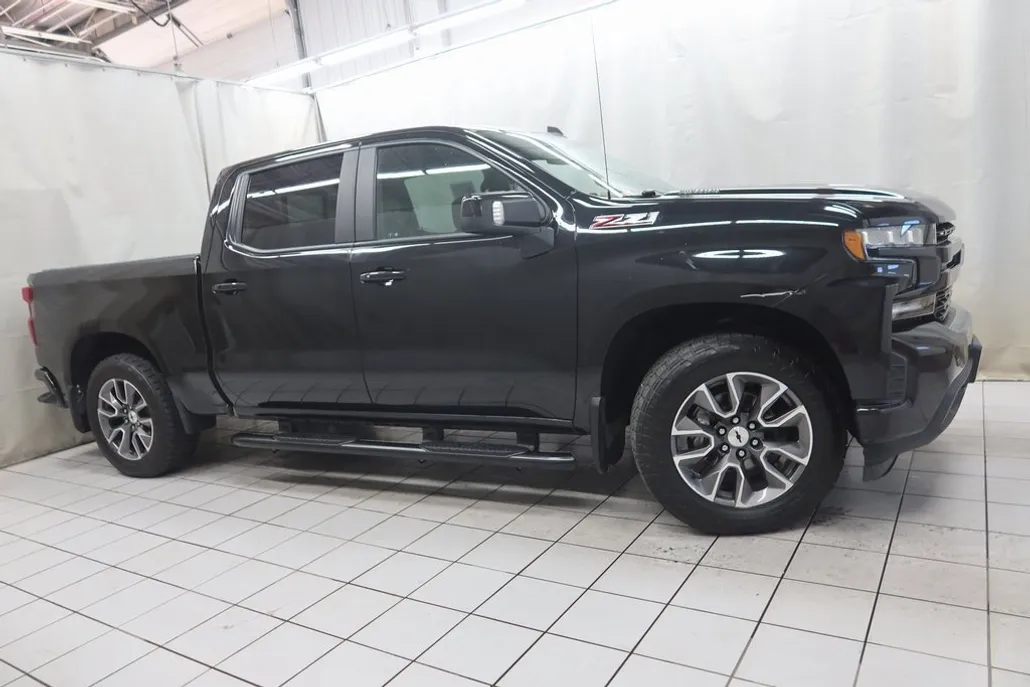 2021 Chevrolet Silverado 1500 RST photo 1
