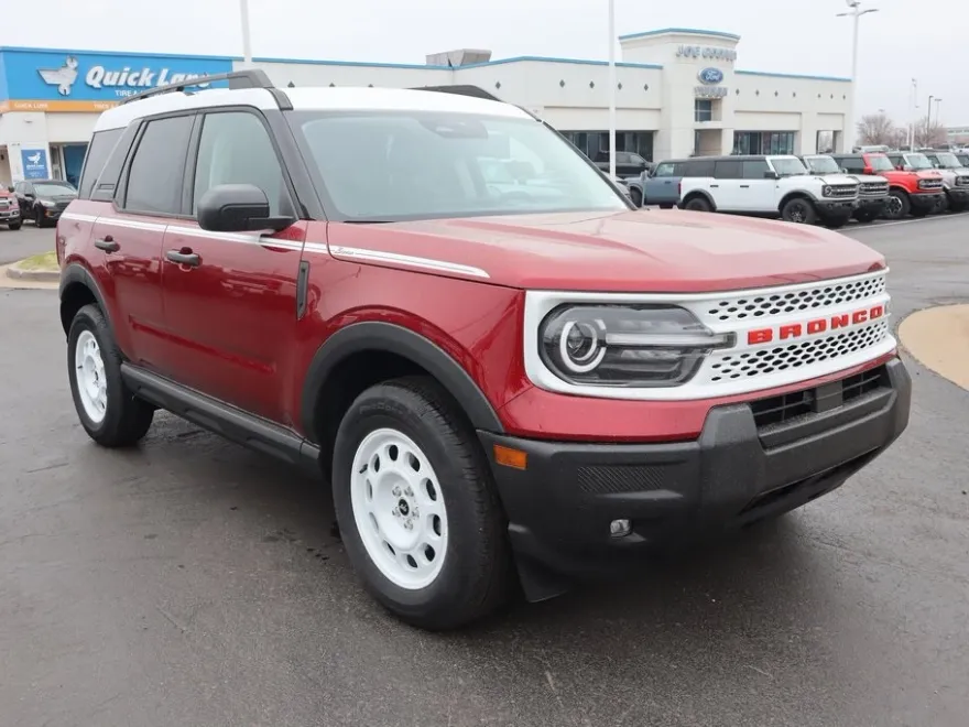 2025 Ford Bronco Sport Heritage photo 1