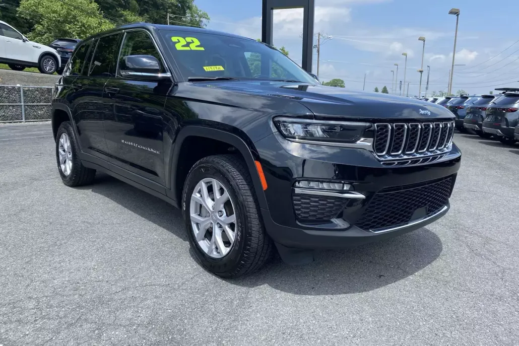 2022 Jeep Grand Cherokee Limited photo 1