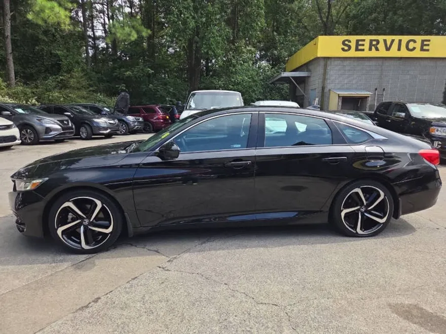 2018 Honda Accord Sport photo 1