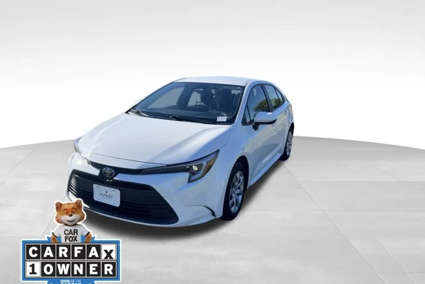 2024 Toyota Corolla Hybrid LE photo 1