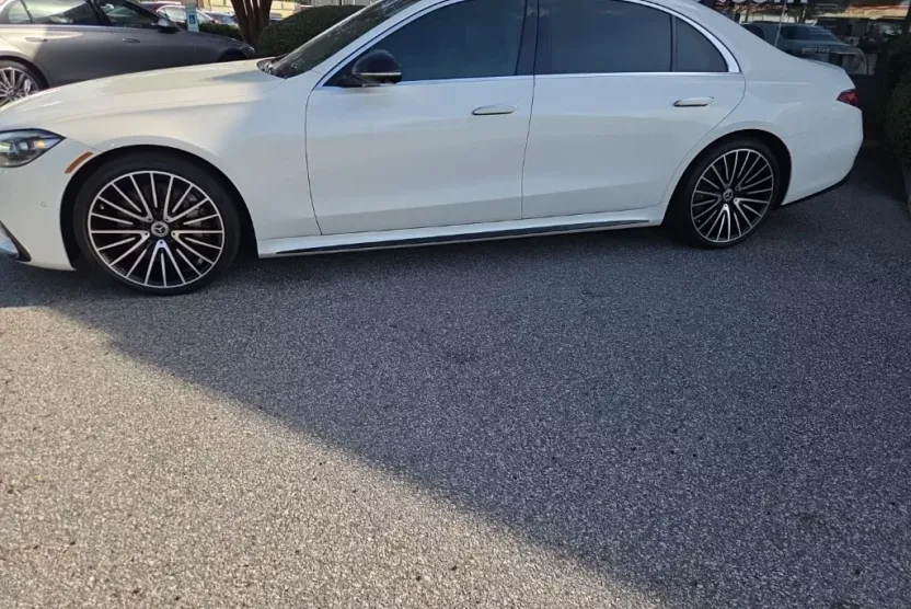 2022 Mercedes Benz S 500 4MATIC photo 1