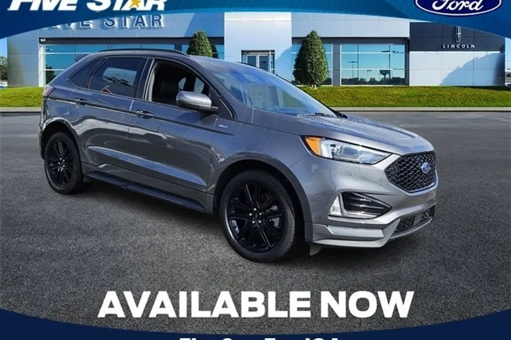 2022 Ford Edge ST photo 1