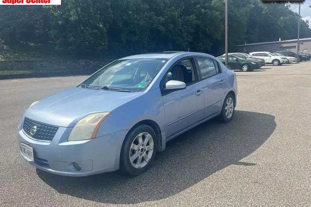 2009 Nissan Sentra photo 1