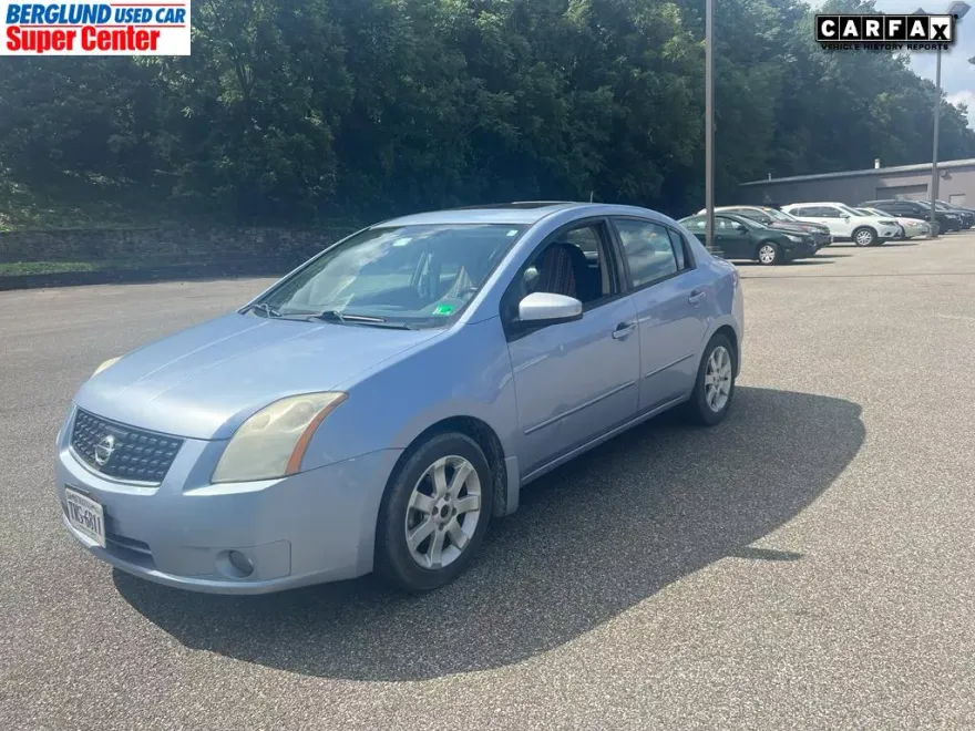 2009 Nissan Sentra photo 1