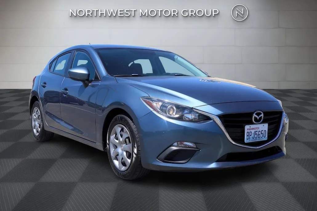 2016 Mazda Mazda3 i Sport photo 1