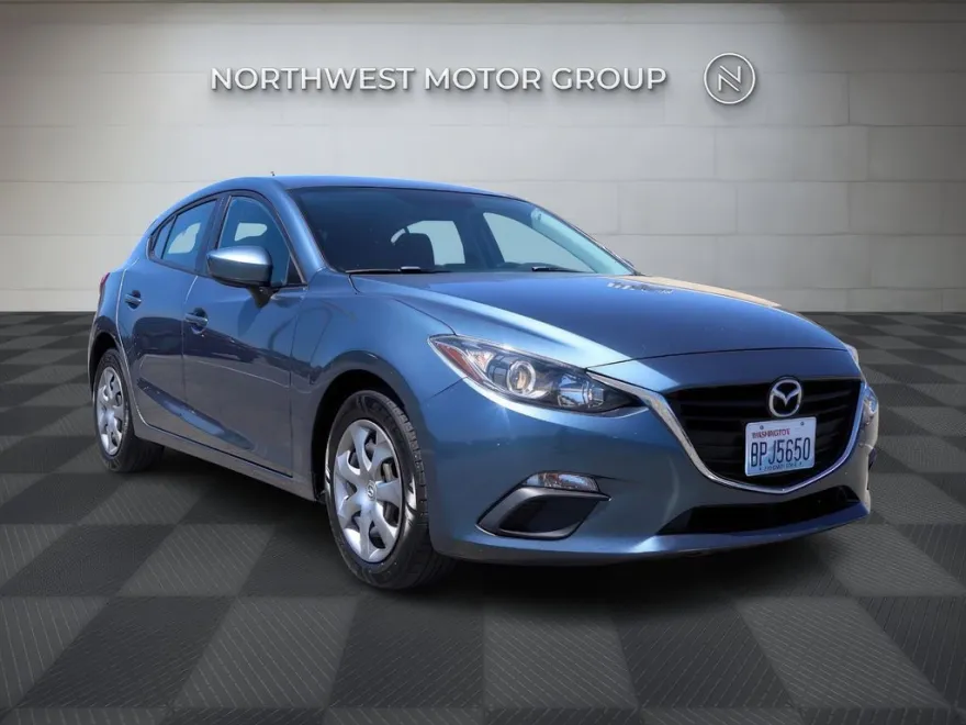 2016 Mazda Mazda3 i Sport photo 1
