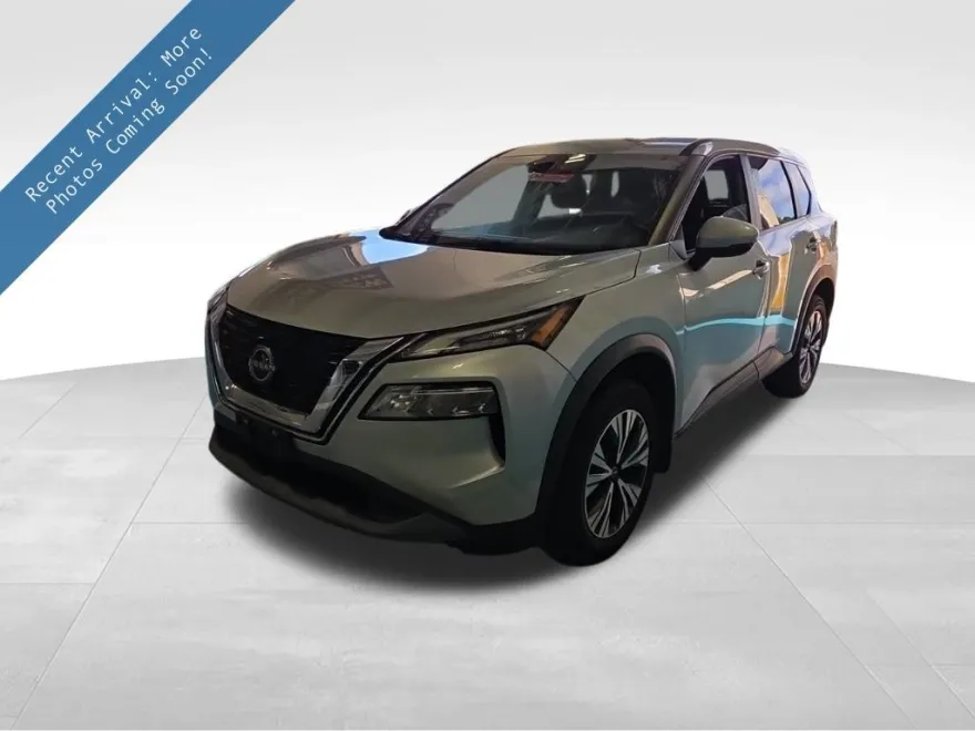 2022 Nissan Rogue SV photo 1