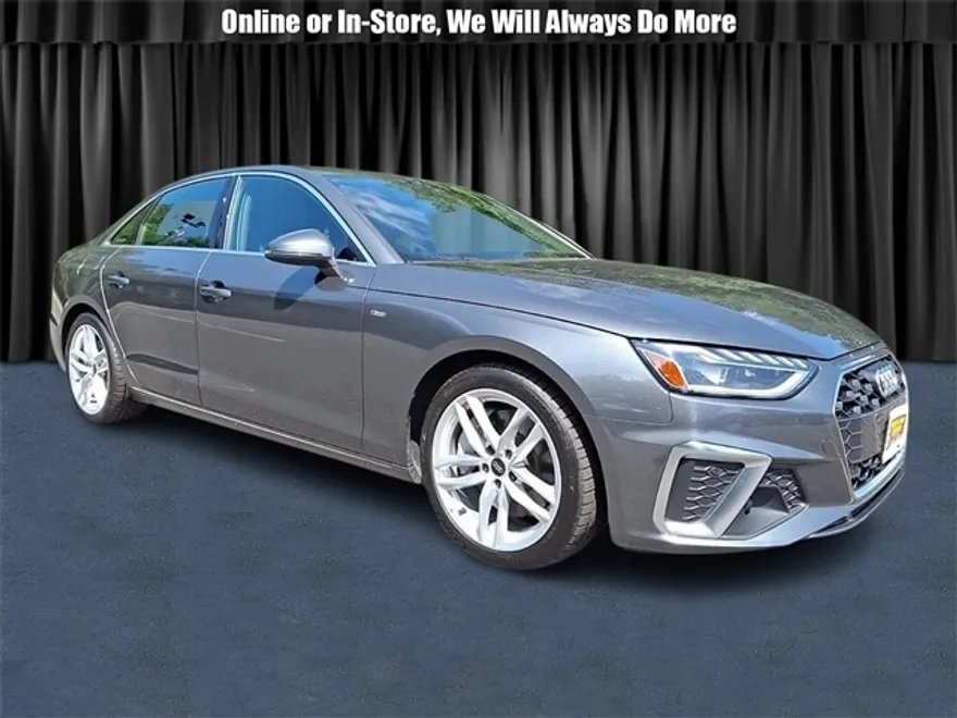 2023 Audi A4 45 S line Premium Plus Quattro photo 1