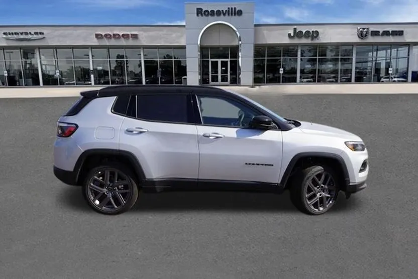 2026 Jeep Compass Limited Altitude photo 1