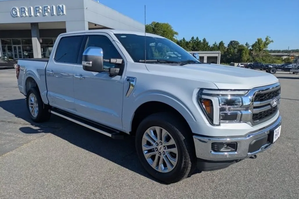 2025 Ford F-150 Lariat photo 1
