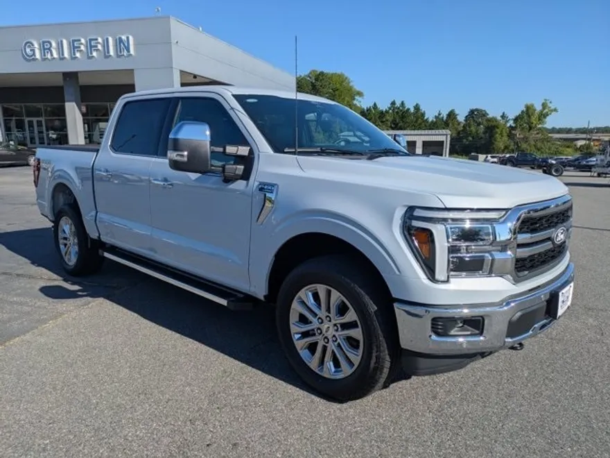 2025 Ford F-150 Lariat photo 1