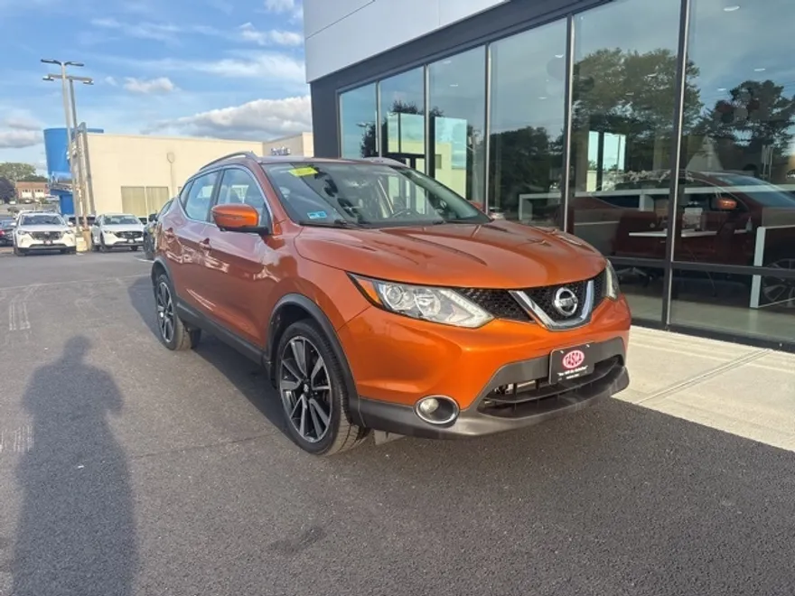 2017 Nissan Rogue Sport SL photo 1