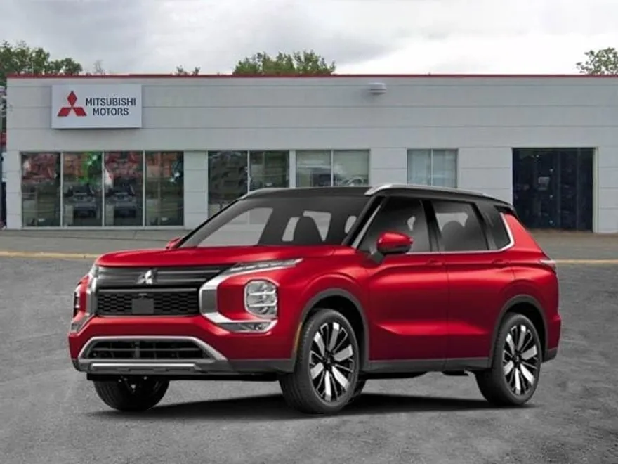 2025 Mitsubishi Outlander SEL photo 1