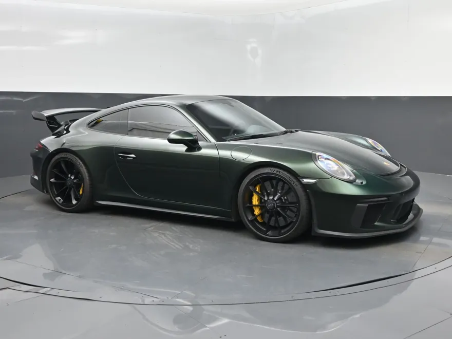 2014 Porsche 911 Turbo photo 2