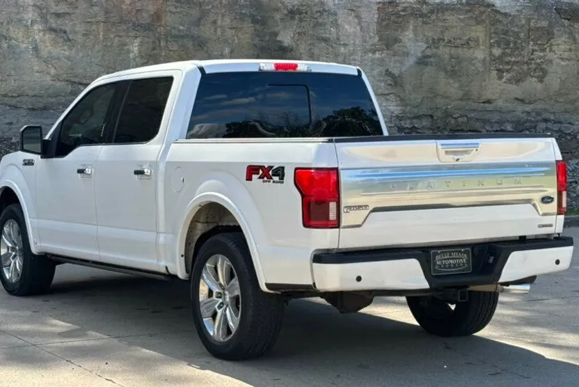 2018 Ford F-150 Platinum photo 1