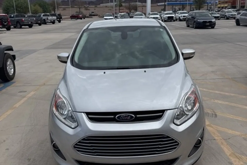 2016 Ford C-Max Hybrid SEL photo 1