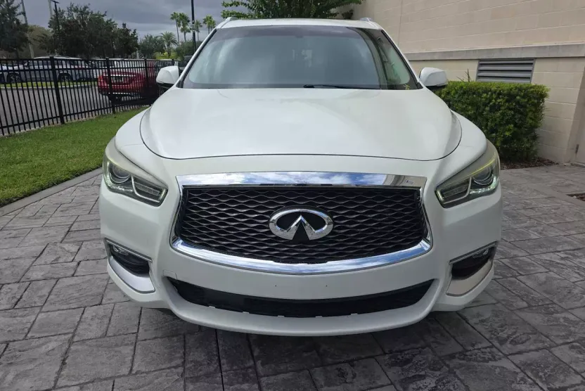 2016 Infiniti QX60 photo 1
