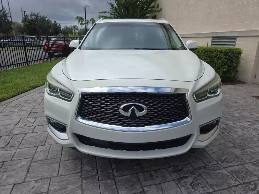2016 Infiniti QX60 photo 1