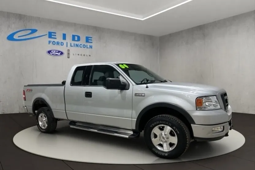 2004 Ford F-150 FX4 photo 1