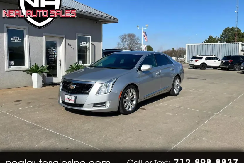 2016 Cadillac XTS Luxury photo 1