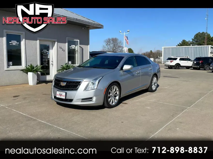 2016 Cadillac XTS Luxury photo 1