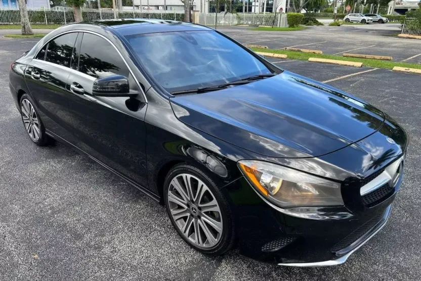 2018 Mercedes Benz CLA 250 photo 1
