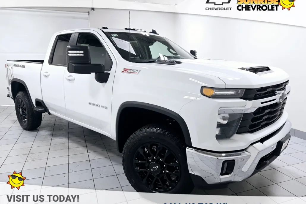 2025 Chevrolet Silverado 2500HD LT photo 1