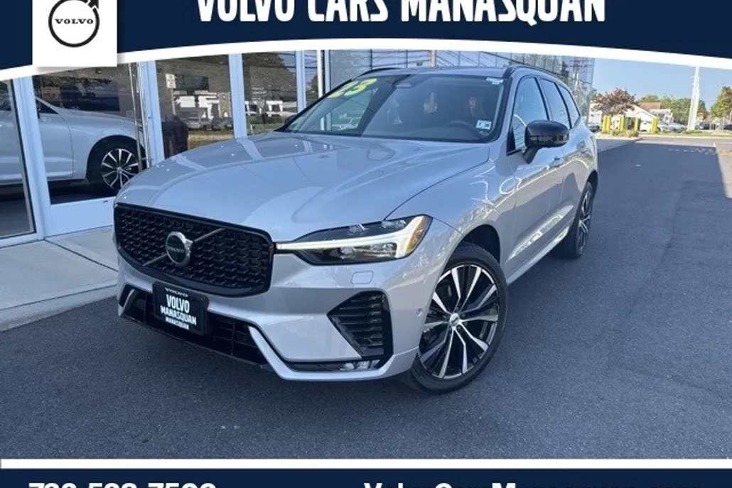 2023 Volvo XC60 B5 Plus photo 1