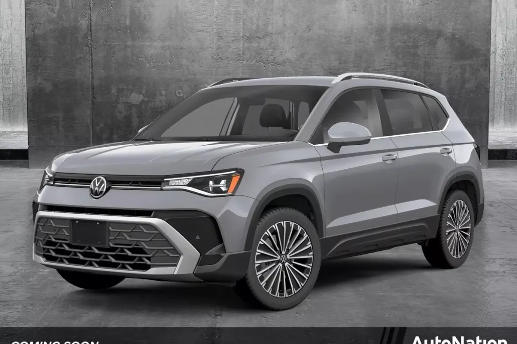 2025 Volkswagen Taos SE photo 1