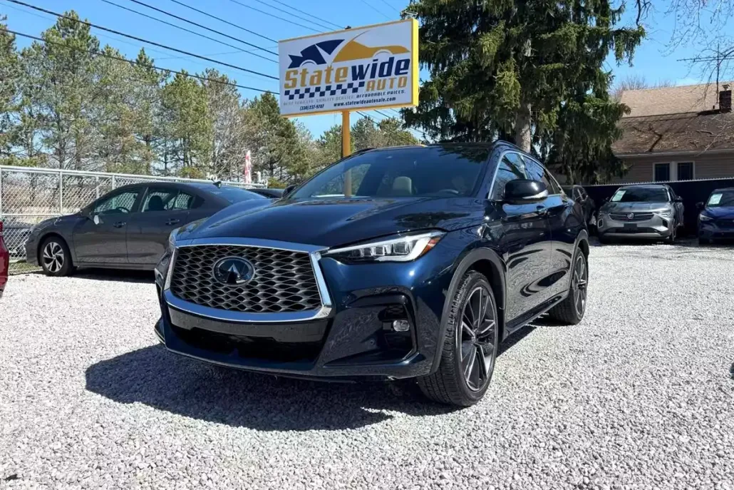 2023 Infiniti QX55 Essential photo 1