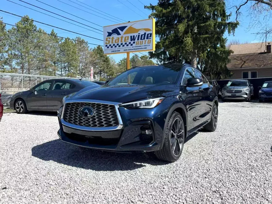 2023 Infiniti QX55 Essential photo 1