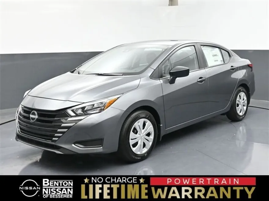 2025 Nissan Versa S photo 1