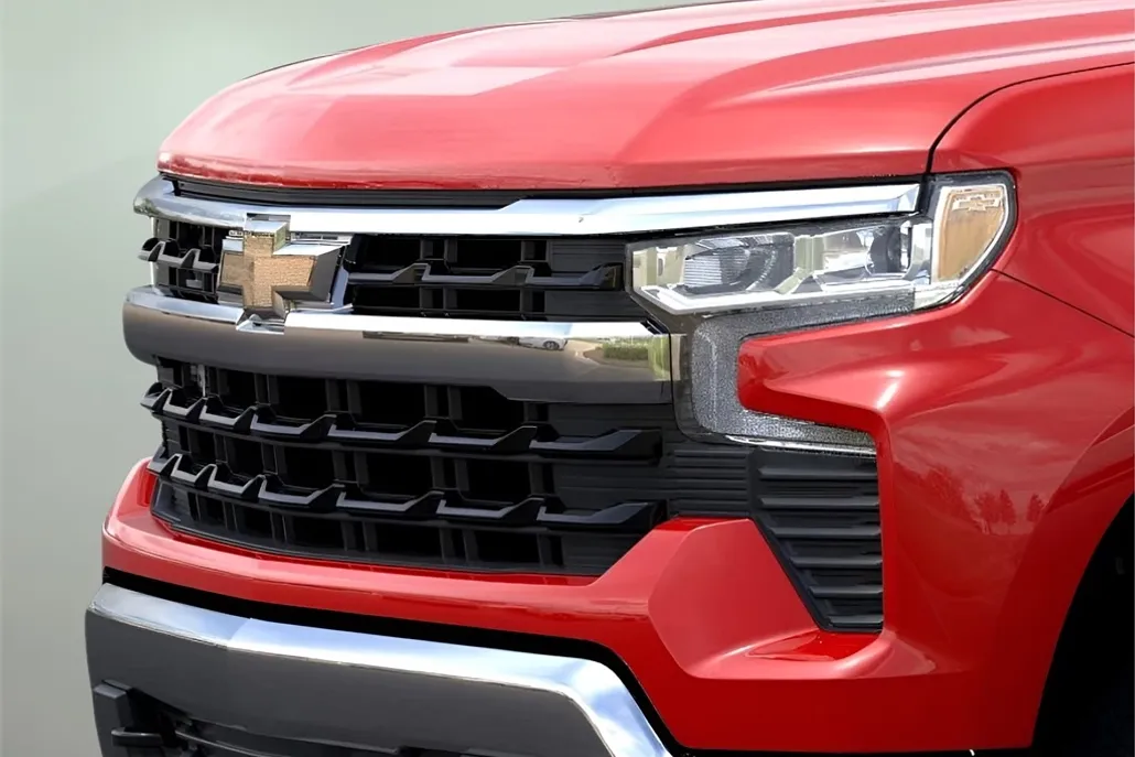 2025 Chevrolet Silverado 1500 LT photo 1
