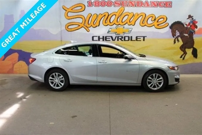 2019 Chevrolet Malibu 1LT photo 1