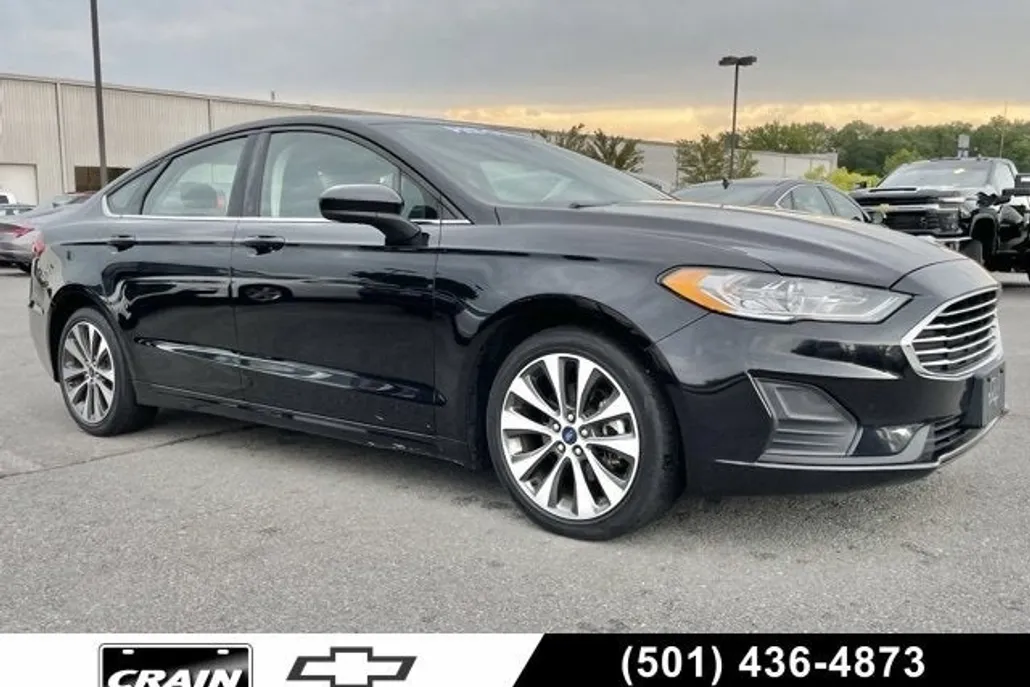 2019 Ford Fusion SE photo 1
