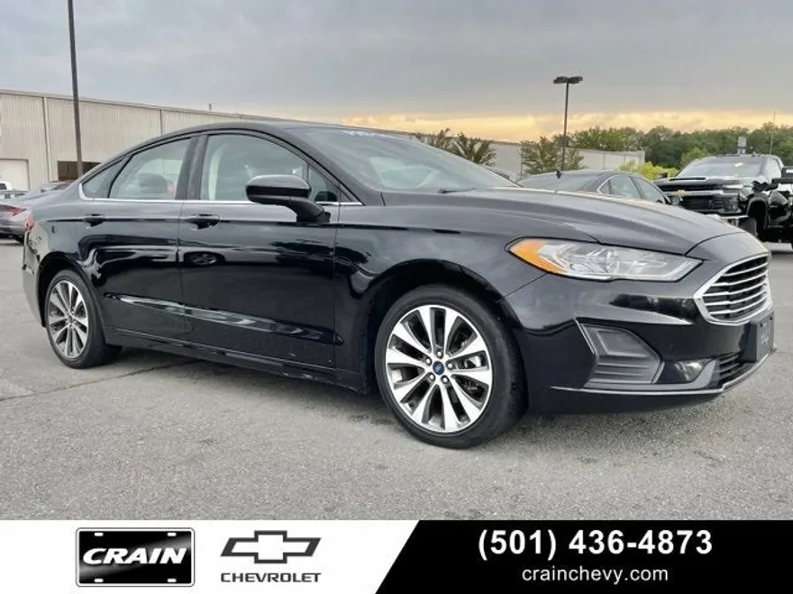 2019 Ford Fusion SE photo 1