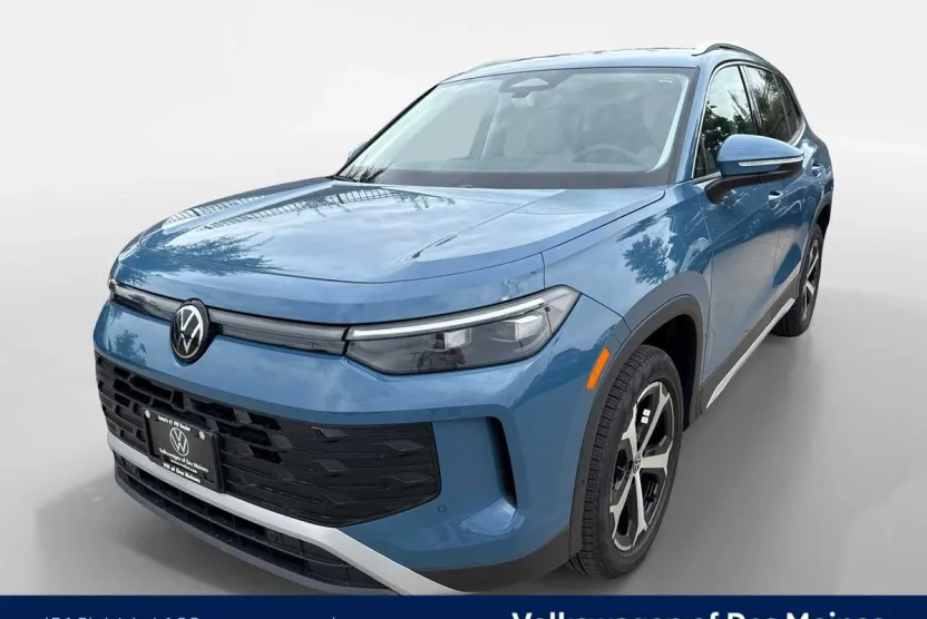 2025 Volkswagen Tiguan SE photo 1