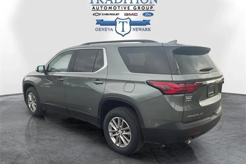 2023 Chevrolet Traverse Leather photo 1