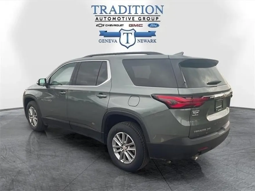 2023 Chevrolet Traverse Leather photo 1