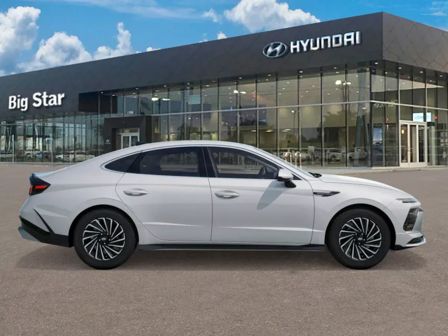 2026 Hyundai Sonata Hybrid SEL photo 1